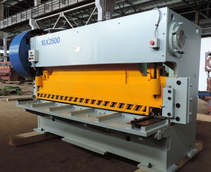 Втулки в гильотинных ножницах